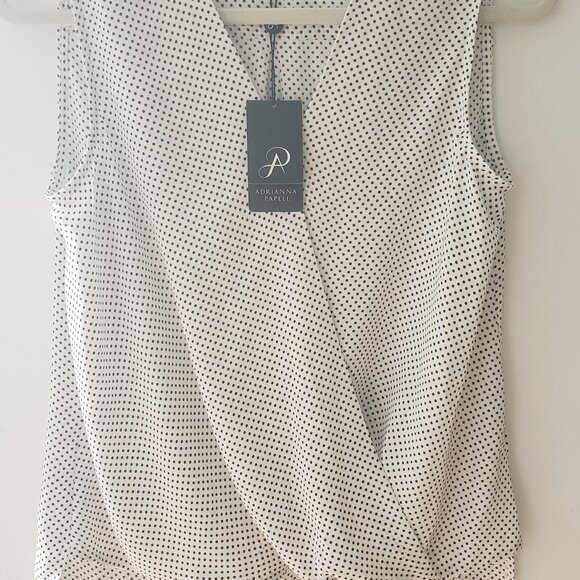 New Adrianna Papell sleeveless wrap blouse medium - Picture 1 of 2